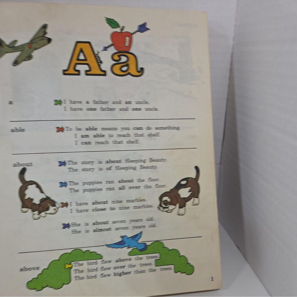 Books - Picture 4 of 8